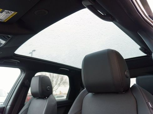New 2026 Land Rover Discovery Sport Landmark AWD/4WD image 15