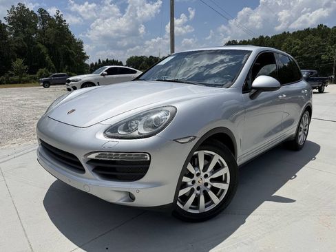 Used 2013 Porsche Cayenne S AWD/4WD image 1