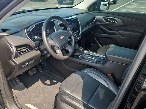Used 2020 Chevrolet Traverse Premier w/ Redline Edition AWD/4WD image 14