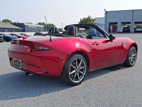 Certified 2021 MAZDA MX-5 Miata Grand Touring RWD image 10