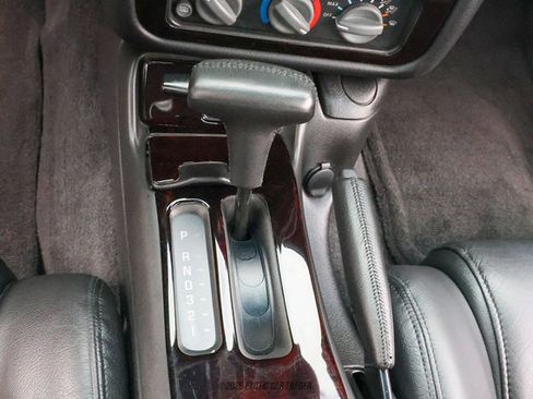 Used 2001 Pontiac Firebird Trans Am image 43