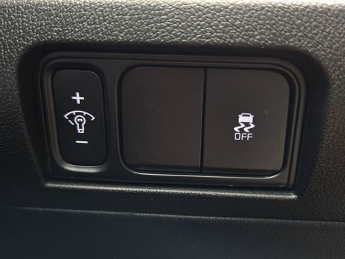 Used 2025 Kia Sorento S w/ Panoramic Sunroof Package FWD image 26