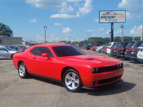 Used 2023 Dodge Challenger SXT RWD image 3