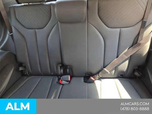 Used 2025 Hyundai Palisade SEL FWD image 16