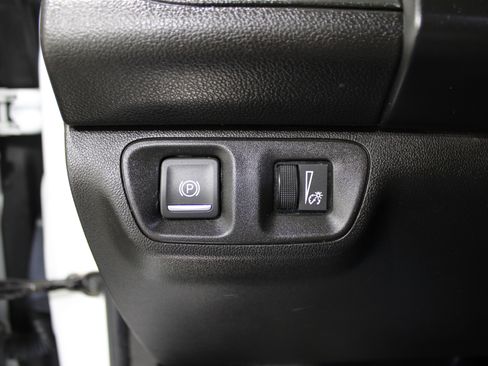 Used 2018 GMC Acadia SLT image 9