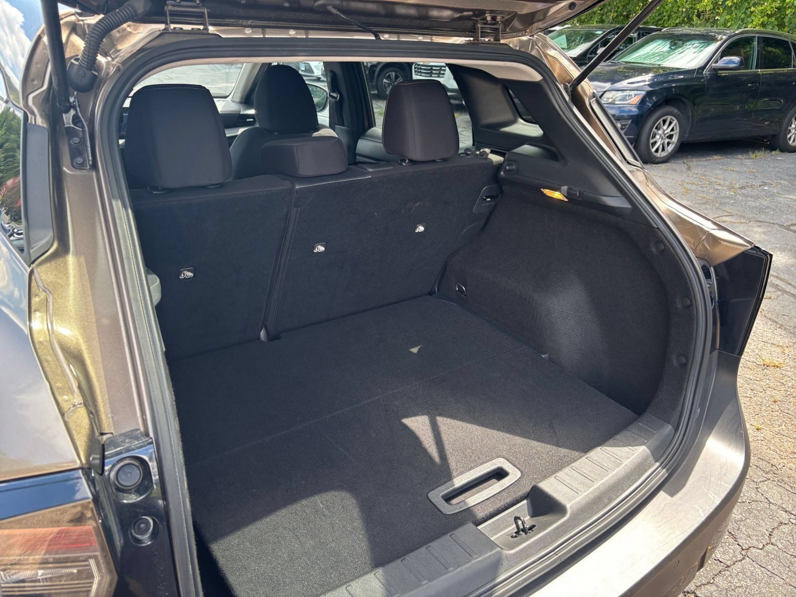 Used 2026 Nissan Kicks SV w/ Cold Weather Package FWD image 26