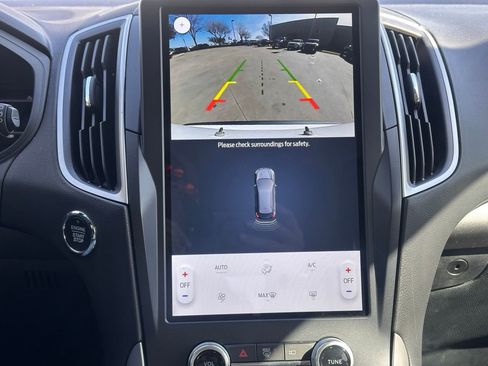 Used 2022 Ford Edge SE image 28