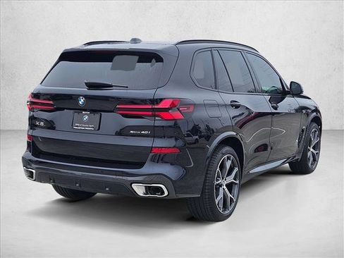 Used 2026 BMW X5 xDrive40i w/ M Sport Package AWD/4WD image 5