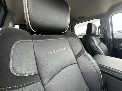 Used 2023 RAM 3500 Laramie AWD/4WD image 7