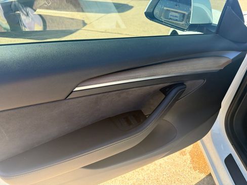 Used 2022 Tesla Model 3 RWD image 10