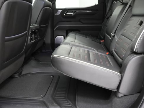 Used 2022 GMC Sierra 1500 AT4X image 41