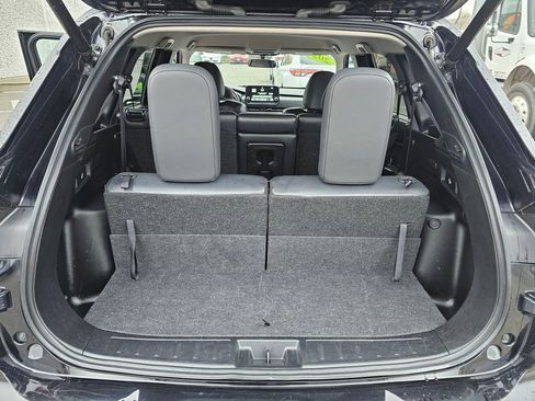 Used 2024 Mitsubishi Outlander SE image 11