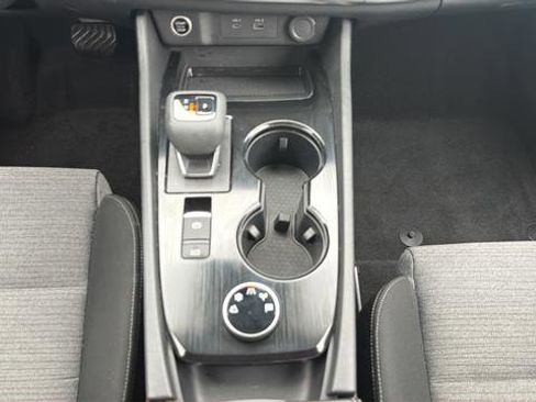 Used 2023 Nissan Rogue SV AWD/4WD image 37