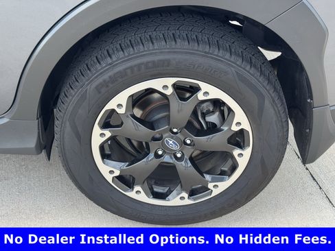 Used 2023 Subaru Crosstrek 2.0i Premium AWD/4WD image 9