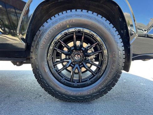 Used 2023 Toyota Sequoia Platinum AWD/4WD image 34