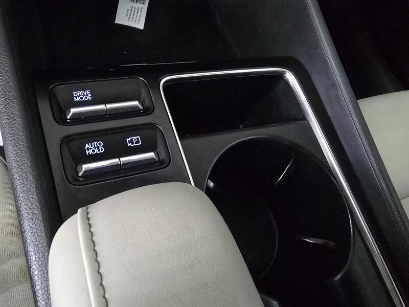 Used 2025 Hyundai Sonata SEL FWD image 22