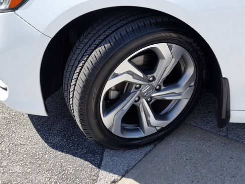 Used 2019 Honda Accord EX-L image 11
