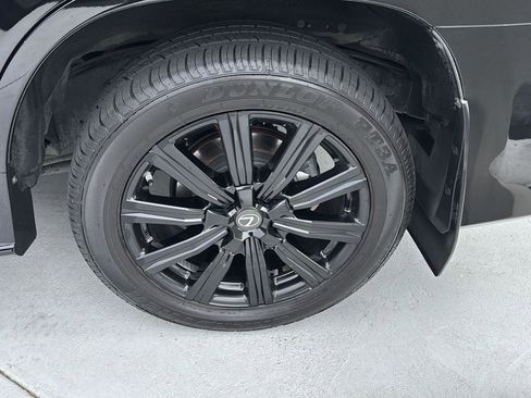 Used 2019 Lexus LX 570 4WD image 34