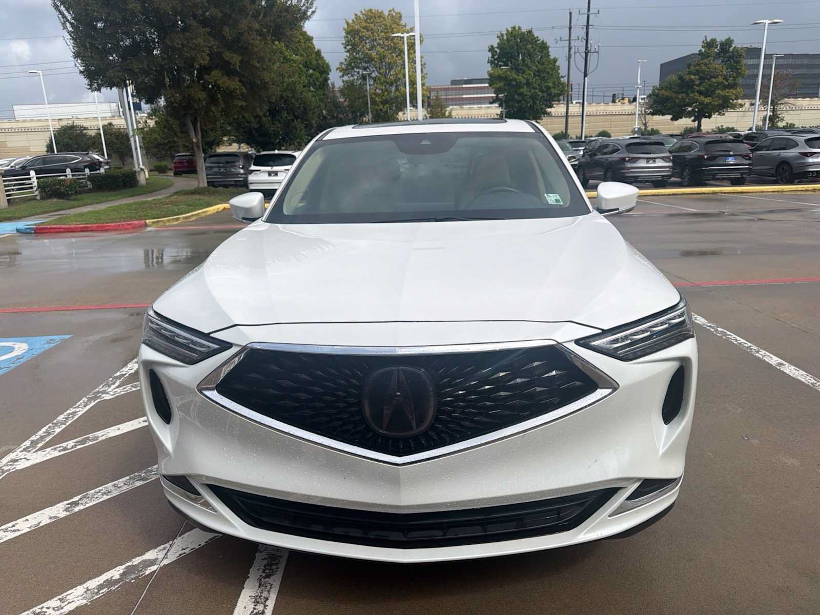 Used 2023 Acura MDX FWD image 2