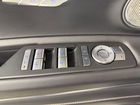 Used 2024 Genesis GV80 3.5T Advanced AWD/4WD image 19