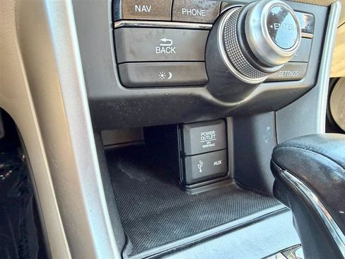 Used 2015 Honda Accord EX-L image 18