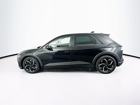 Used 2024 Hyundai Ioniq 5 SE RWD image 4