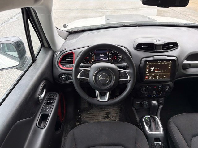 Used 2023 Jeep Renegade Trailhawk AWD/4WD image 17