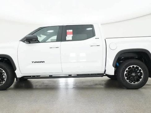 Used 2026 Toyota Tundra SR5 AWD/4WD image 19