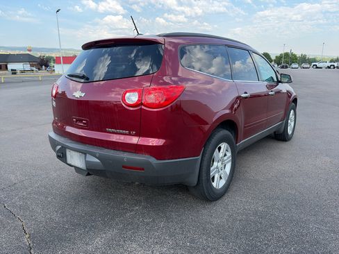 Used 2011 Chevrolet Traverse LT w/ Personal Connectivity Package AWD/4WD image 3