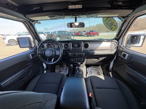 Used 2021 Jeep Wrangler Willys image 21