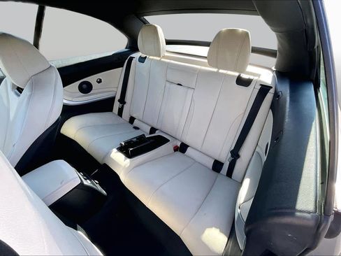 Used 2019 BMW 430i Convertible w/ Executive Package RWD image 18