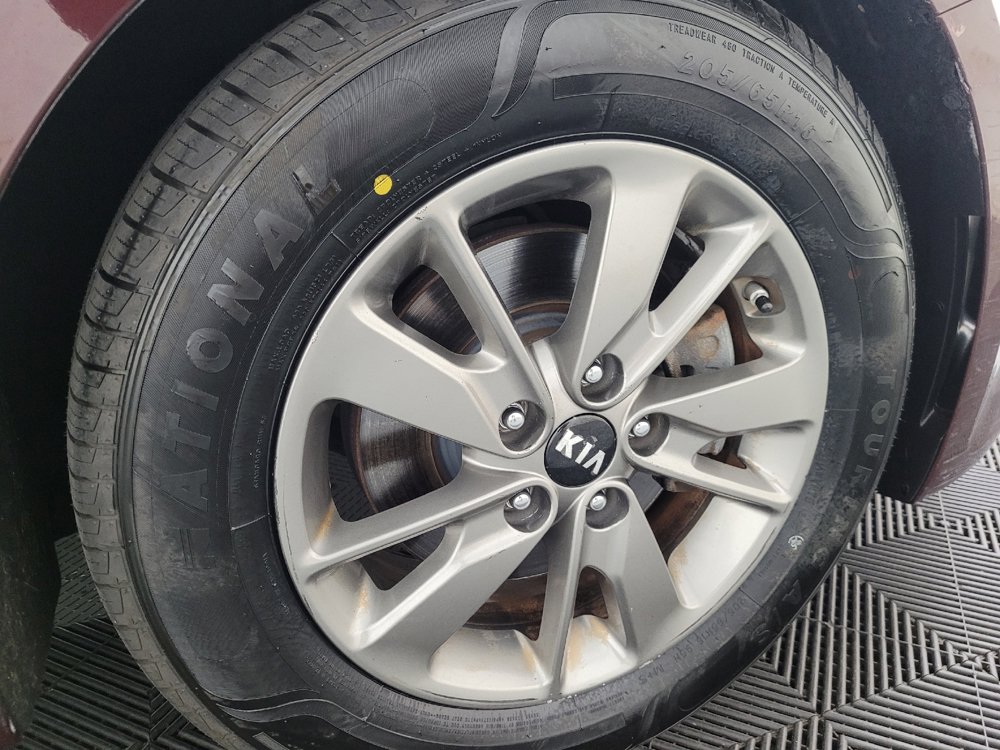Used 2016 Kia Optima LX FWD image 31