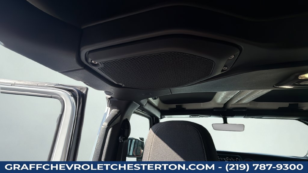 Used 2022 Jeep Gladiator Mojave w/ Trailer Tow Package AWD/4WD image 39