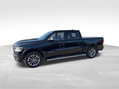 Used 2019 RAM 1500 Laramie AWD/4WD image 6