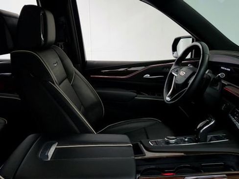 Certified 2023 Cadillac Escalade Premium Luxury w/ LPO, Floor Liner Package image 24