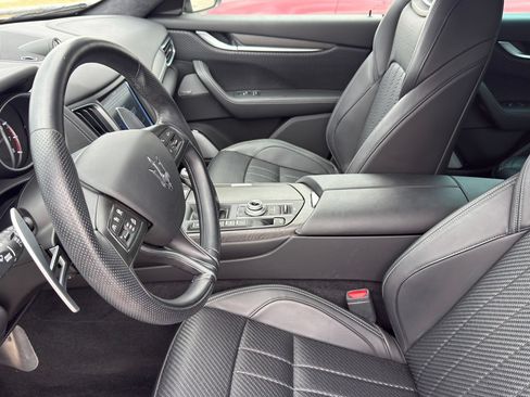 Used 2020 Maserati Levante S GranSport AWD/4WD image 12