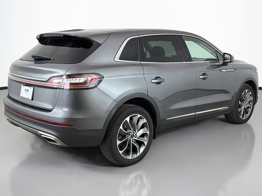 Used 2023 Lincoln Nautilus Reserve AWD/4WD image 14