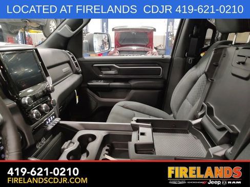 New 2026 RAM 1500 Big Horn AWD/4WD image 16