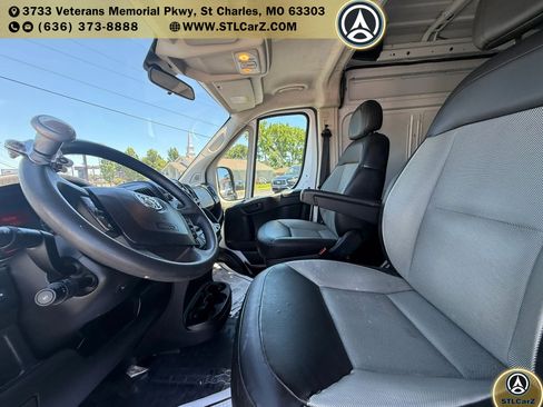 Used 2019 RAM ProMaster 2500 w/ Interior Convenience Group FWD image 9