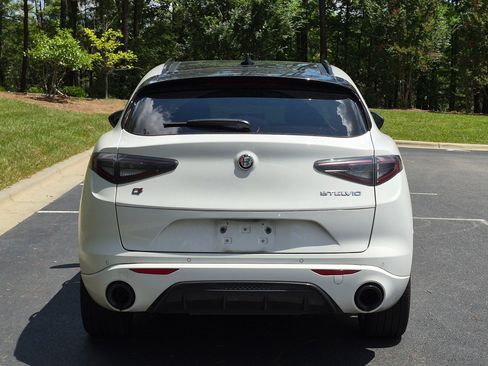 Used 2025 Alfa Romeo Stelvio Tributo Italiano w/ Driving Assist Package AWD/4WD image 22
