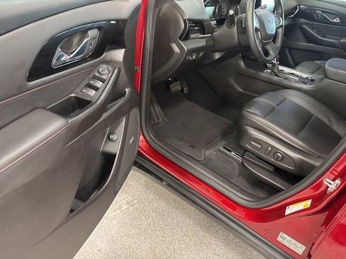 Used 2023 Chevrolet Traverse RS w/ LPO, Cargo Package AWD/4WD image 14