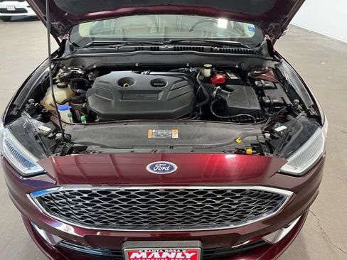 Used 2017 Ford Fusion Platinum FWD image 9