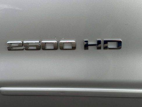 Used 2018 Chevrolet Silverado 2500 LT w/ All Star Edition AWD/4WD image 40