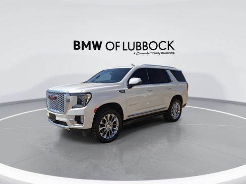 Used 2023 GMC Yukon Denali w/ Advanced Technology Package AWD/4WD image 4