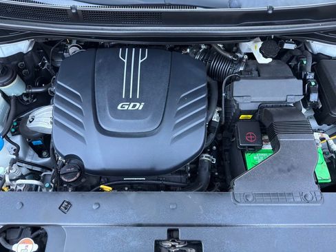 Used 2016 Kia Sedona LX w/ LX Convenience Package image 35