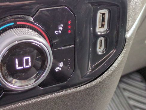 Used 2024 Chevrolet Silverado 1500 LT AWD/4WD image 20