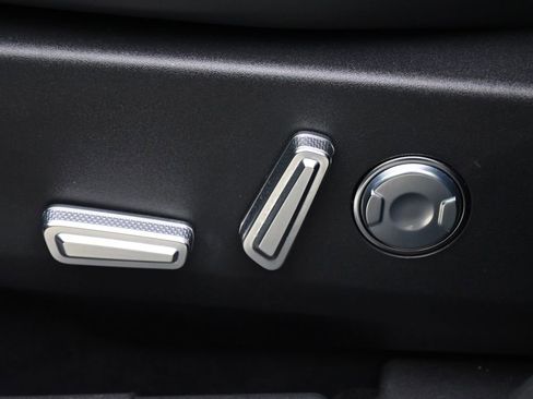 New 2026 Lincoln Nautilus Reserve w/ Jet Appearance Package image 14