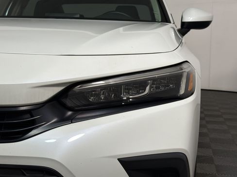 Used 2024 Honda Civic EX image 9
