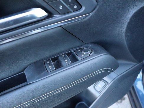 New 2026 GMC Terrain Denali w/ LPO, Black Badging Package image 20