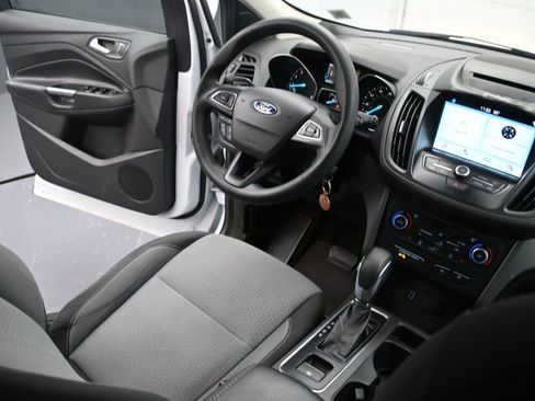 Used 2018 Ford Escape SE w/ Ford Safe & Smart Package image 20